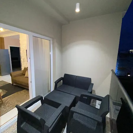 Apartment Royal Golem (Tirana)