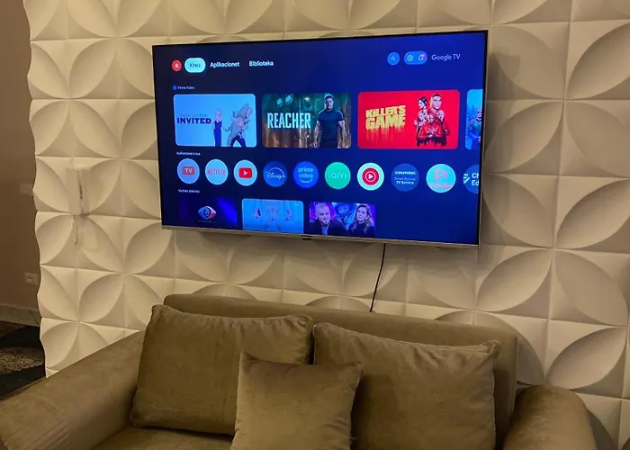 Royal Golem (Tirana)